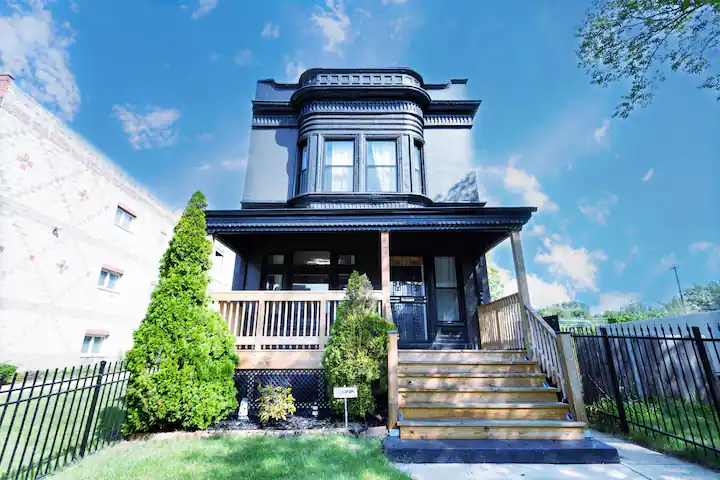 Villa Noir photo 1
